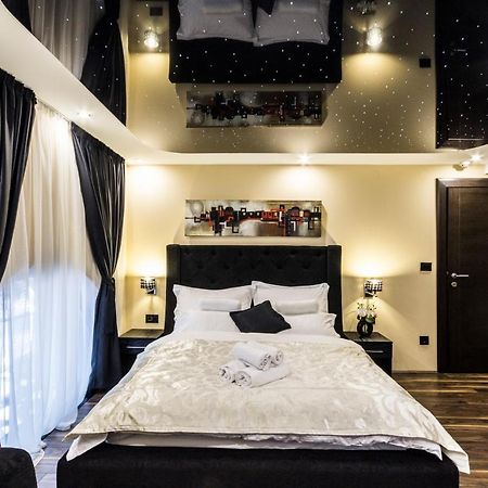 Madison Inn Suites - Wilson'S Square Belgrád Kültér fotó
