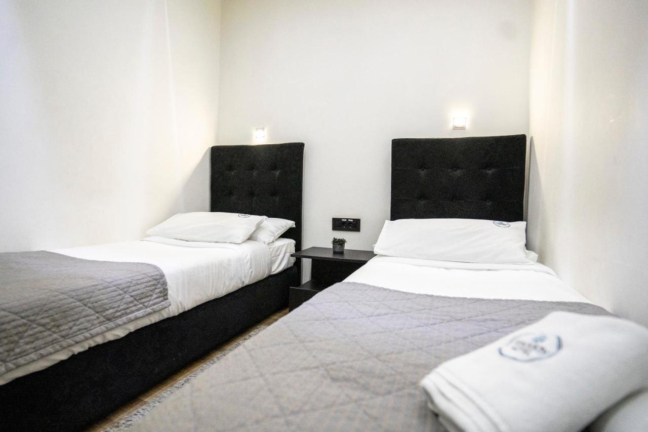 Madison Inn Suites - Wilson'S Square Belgrád Kültér fotó